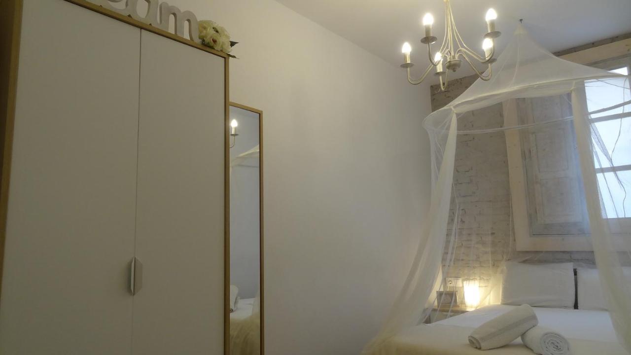 Suites By Eric Olsan Valencia Exterior foto